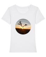 Photo Illustration - macro in the sunset 8 Tricou mânecă scurtă guler larg fitted Damă Expresser