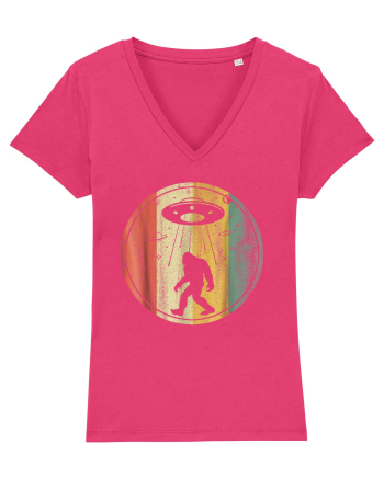 Vintage Retro Classic Bigfoot Sasquatch Alien UFO Raspberry