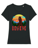 Believe Bigfoot Retro Tricou mânecă scurtă guler larg fitted Damă Expresser