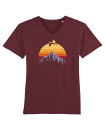 Vintage Mountain View. Tricou mânecă scurtă guler V Bărbat Presenter