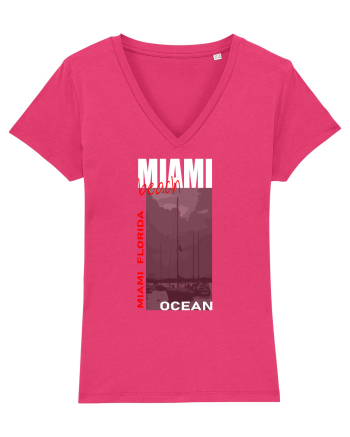 Travel. Miami Beach Raspberry
