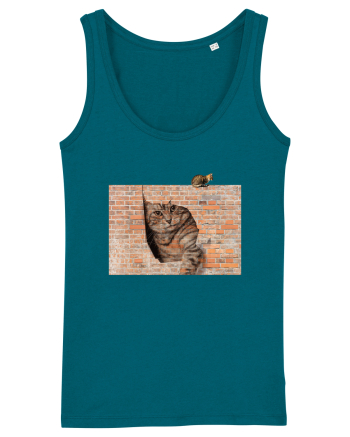 Cats on walls  Ocean Depth