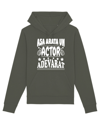 Asa arata un actor adevarat Khaki