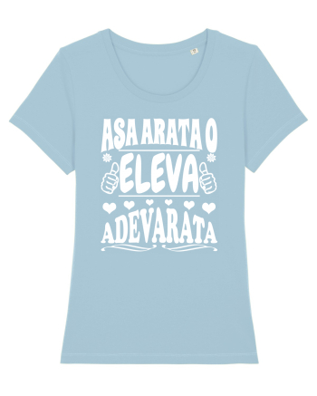 Asa arata o eleva adevarata Sky Blue
