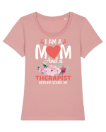 I Am A Mom And A Therapist Nothing Scares Me Tricou mânecă scurtă guler larg fitted Damă Expresser
