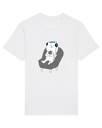 Chillin' White