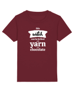 This Witch can be bribed with yarn and chocolate. (alb) Tricou mânecă scurtă  Copii Mini Creator