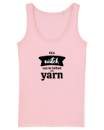 This Witch can be bribed with yarn. Maiou Damă Dreamer