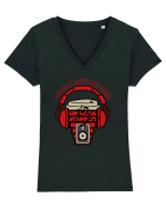Fueled By Coffee And Music  Tricou mânecă scurtă guler V Damă Evoker