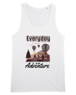 Every Day is an Adventure Maiou Bărbat Runs