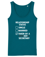 RELATIONSHIP STATUS Maiou Damă Dreamer