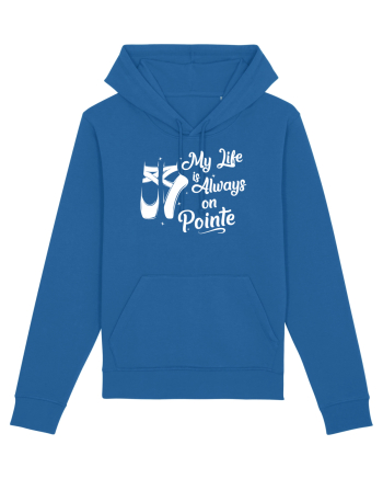 On pointe Royal Blue