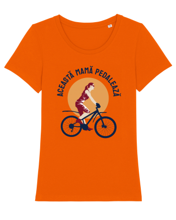 Aceasta mamă pedalează Bright Orange