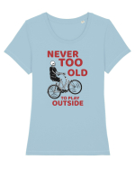 Never Too Old To Play Outside Tricou mânecă scurtă guler larg fitted Damă Expresser