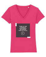 Time is the shortest distance  Tricou mânecă scurtă guler V Damă Evoker