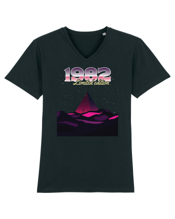 Synthwave  1982 pyramid limited edition Black