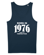 BORN IN 1976 Maiou Bărbat Runs