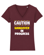 Caution - hangover in progress Tricou mânecă scurtă guler V Damă Evoker