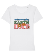 Make Everyday Earth Day Tricou mânecă scurtă guler larg fitted Damă Expresser