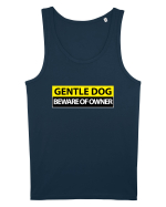 GENTLE DOG BEWARE OF OWNER Maiou Bărbat Runs
