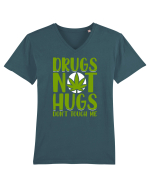 Drugs not hugs don't touch me Tricou mânecă scurtă guler V Bărbat Presenter