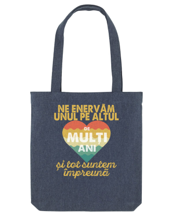 Ne enervam unul pe altul de multi ani si tot suntem impreuna Midnight Blue