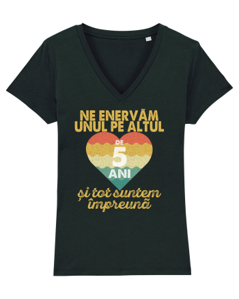 Ne enervam unul pe altul de 5 ani si tot suntem impreuna Black