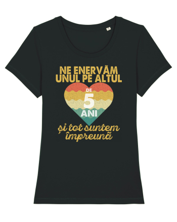 Ne enervam unul pe altul de 5 ani si tot suntem impreuna Black
