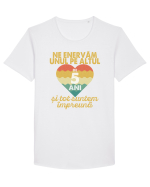Ne enervam unul pe altul de 5 ani si tot suntem impreuna Tricou mânecă scurtă guler larg Bărbat Skater