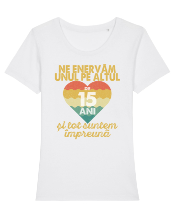 Ne enervam unul pe altul de 15 ani si tot suntem impreuna White
