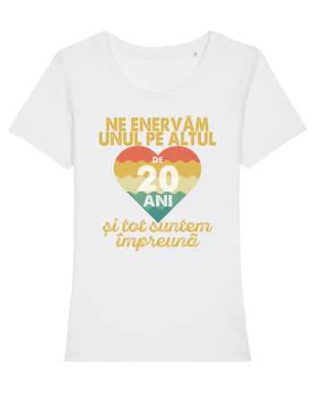 Ne enervam unul pe altul de 20 ani si tot suntem impreuna White