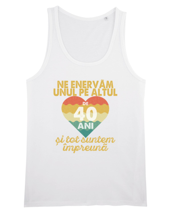 Ne enervam unul pe altul de 40 ani si tot suntem impreuna White