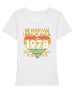 Ne enervam unul pe altul din 1978 si tot suntem impreuna Tricou mânecă scurtă guler larg fitted Damă Expresser