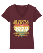 Ne enervam unul pe altul din 1979 si tot suntem impreuna Tricou mânecă scurtă guler V Damă Evoker