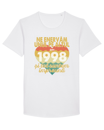 Ne enervam unul pe altul din 1998 si tot suntem impreuna White