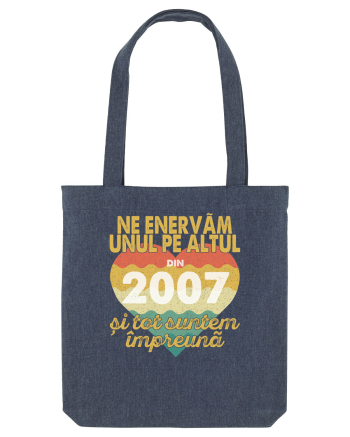 Ne enervam unul pe altul din 2007 si tot suntem impreuna Midnight Blue