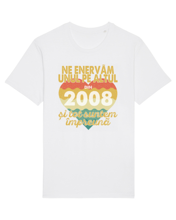 Ne enervam unul pe altul din 2008 si tot suntem impreuna White