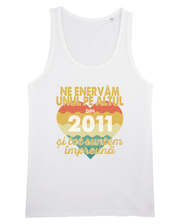 Ne enervam unul pe altul din 2011 si tot suntem impreuna White