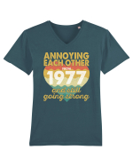 Annoying Each Other From 1977 And Still Going Strong Tricou mânecă scurtă guler V Bărbat Presenter