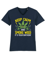 KEEP CALM AND SMOKE WEED IT'S YOUR BIRTHDAY Tricou mânecă scurtă guler V Bărbat Presenter