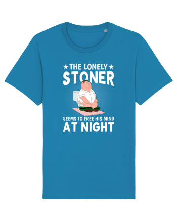 THE LONELY STONER SEEMS TO FREE HIS MIND AT NIGHT Azur