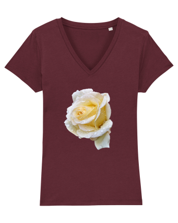 Trandafir romantic alb dupa ploaie Burgundy