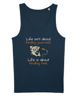 Life is about finding fish Maiou Bărbat Runs