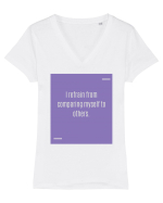 I refrain from comparing myself to others. Tricou mânecă scurtă guler V Damă Evoker