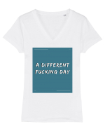 a different fucking day3 Tricou mânecă scurtă guler V Damă Evoker