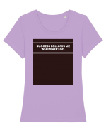 success follows me wherever i go2 Tricou mânecă scurtă guler larg fitted Damă Expresser