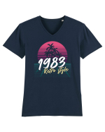Synthwave 1983 SW retro style Tricou mânecă scurtă guler V Bărbat Presenter