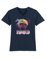 Synthwave 1983 SW triangles limited edition Tricou mânecă scurtă guler V Bărbat Presenter