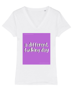 a different fucking day6 Tricou mânecă scurtă guler V Damă Evoker