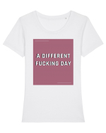a different fucking day7 Tricou mânecă scurtă guler larg fitted Damă Expresser